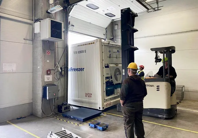 Arctic Ultrafreezer Cold Storage - Ultra Low Temperatures - Refrigerated Containers for Hire_3