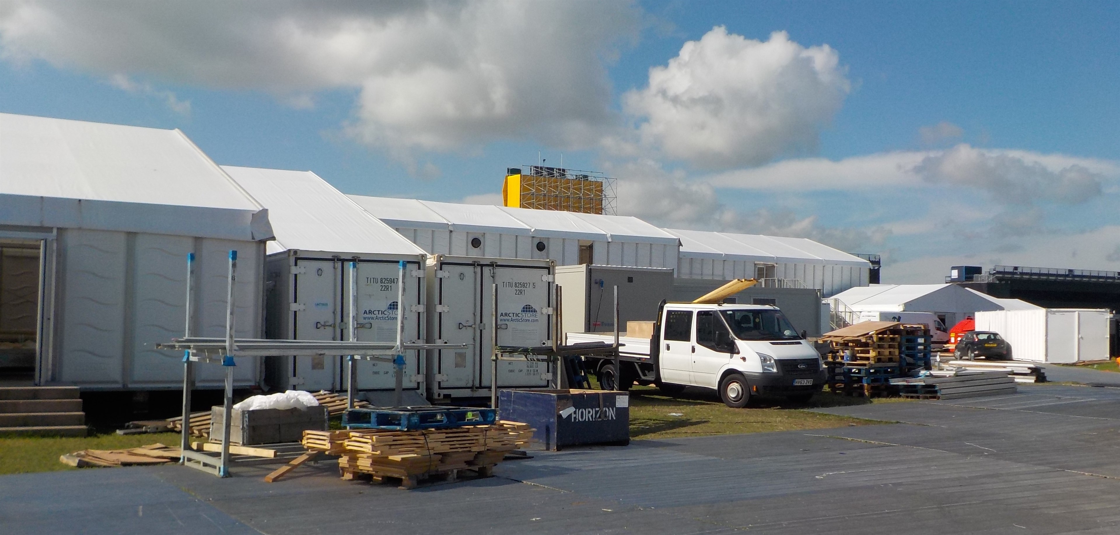 EINZELHANDEL, CATERING, BÄCKEREI, KONDITOREI UND EVENTS - TITAN Containers